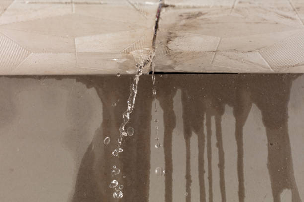 Professional Flood Damage Cleanup technician working in Herriman, UT